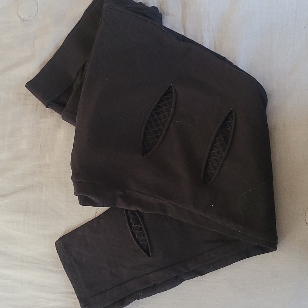 Torrid distressed leggings size 2